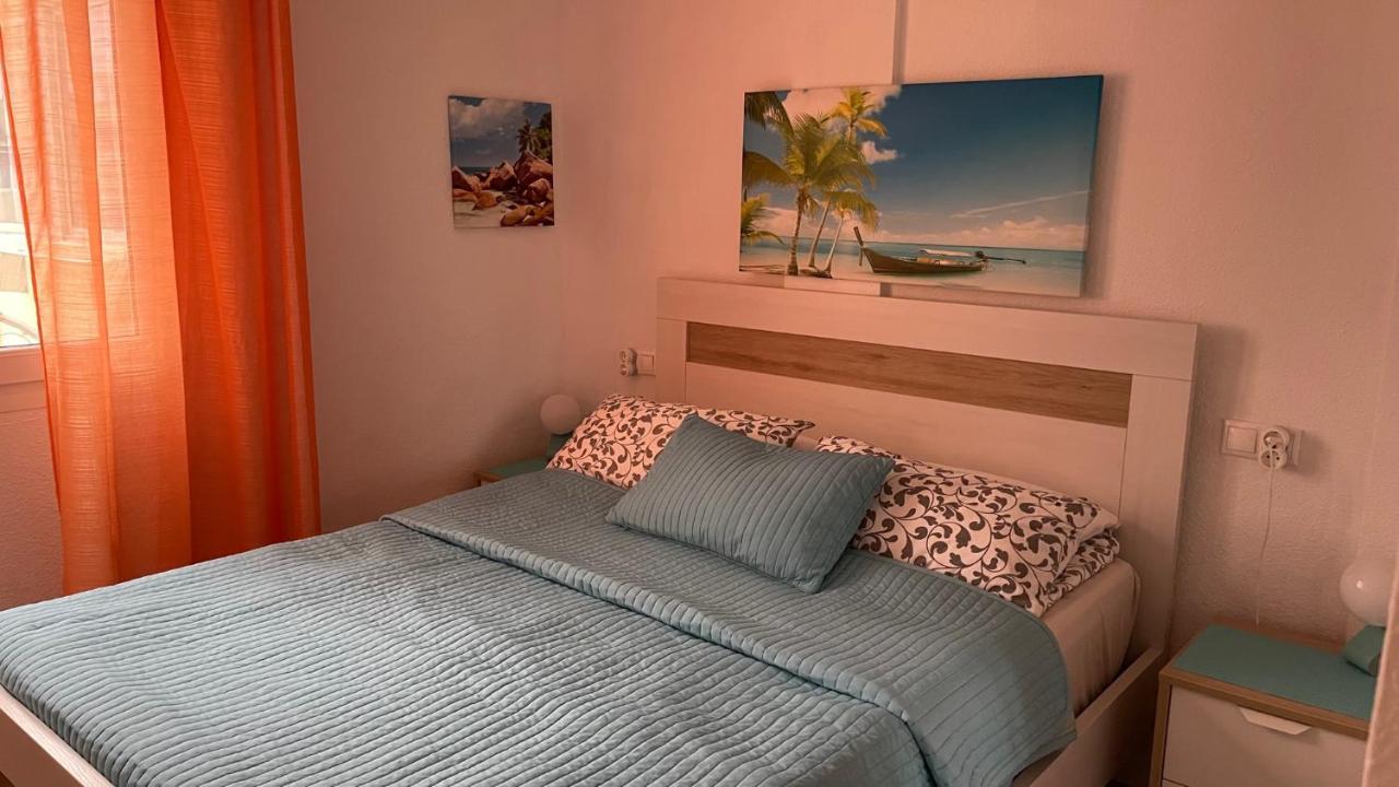 Isla Verde Apartment Торевиеха Екстериор снимка