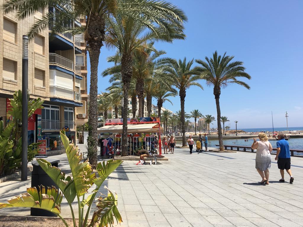 Isla Verde Apartment Торевиеха Екстериор снимка