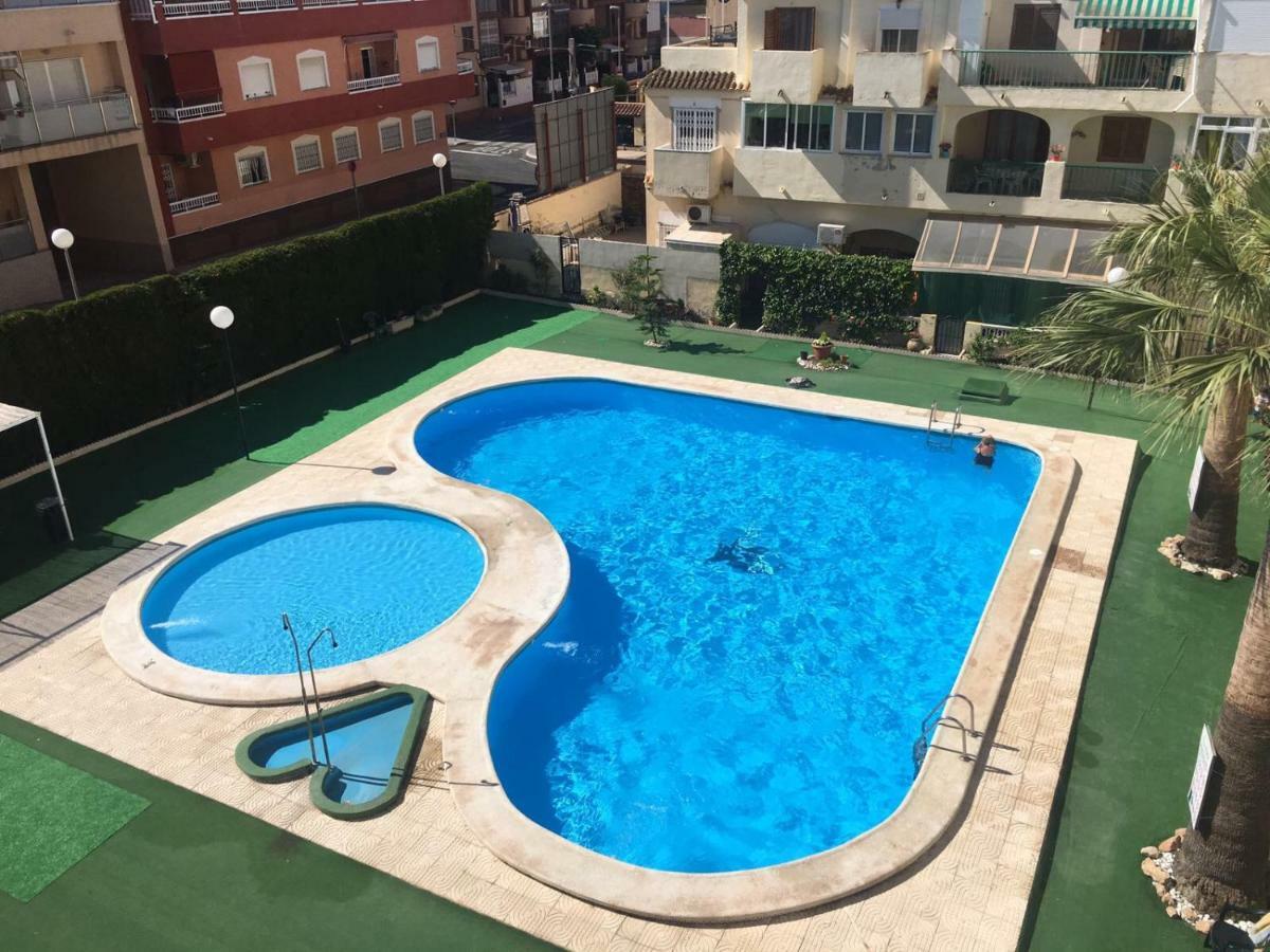 Isla Verde Apartment Торевиеха Екстериор снимка